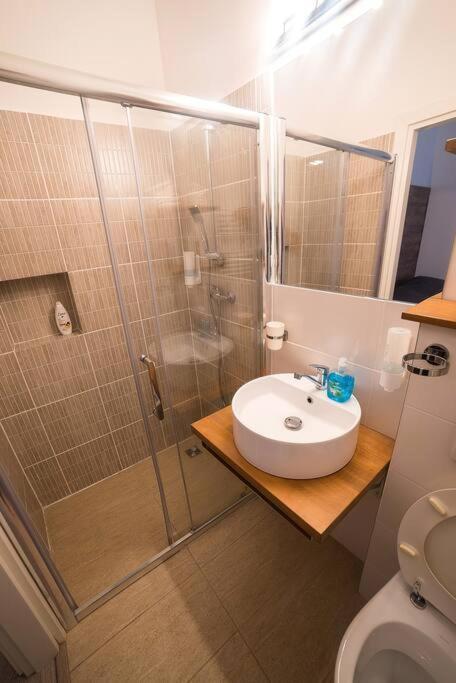Ultra Central Bohemian Apartment 2 Cluj-Napoca Eksteriør billede